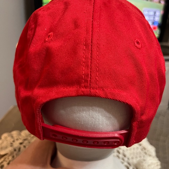 Red PUMA Hat - Picture 3 of 7